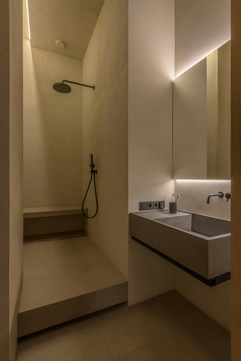 Luxury bathroom remodeling in Costa Mesa