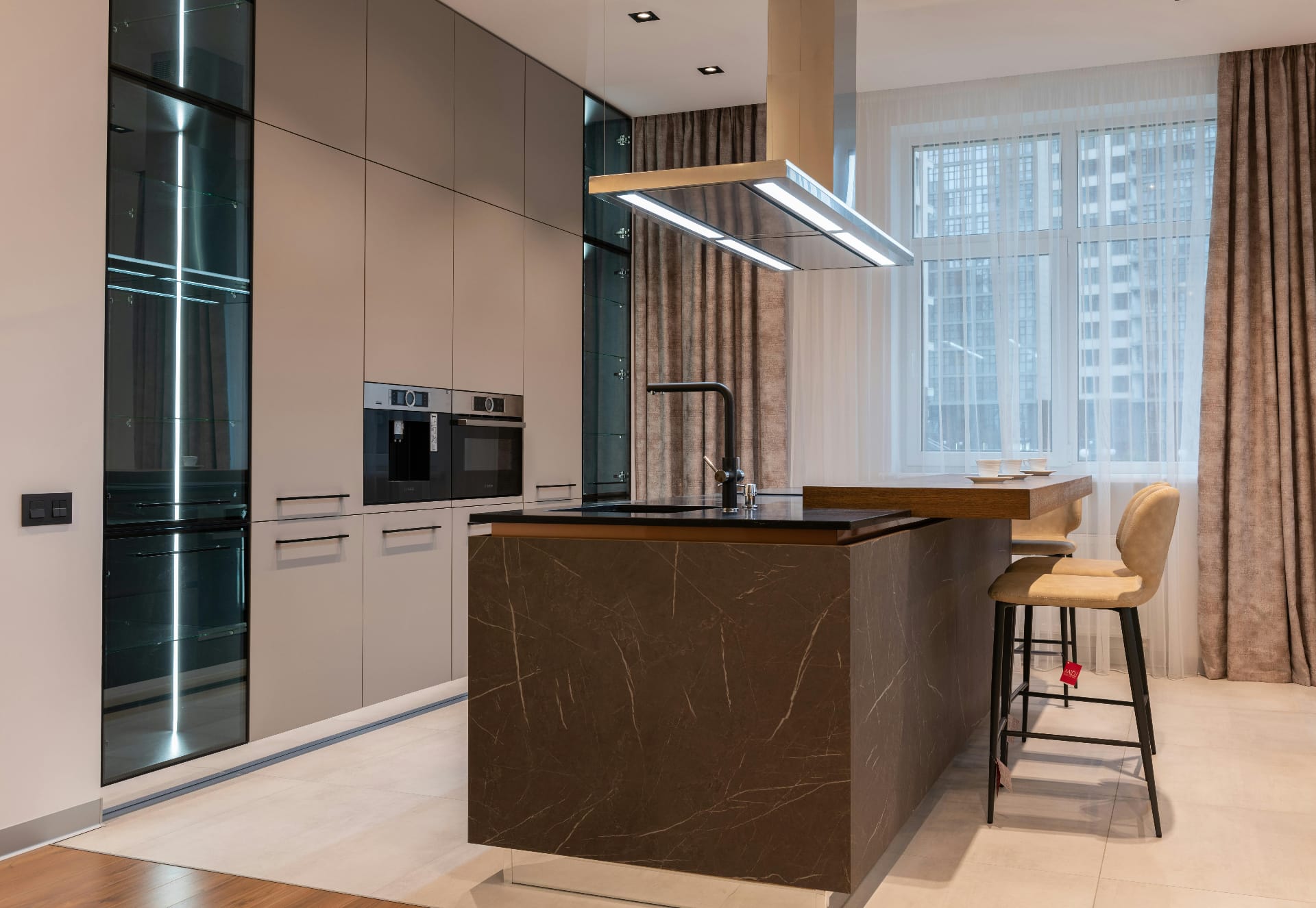 Urbana contemporary kitchen design